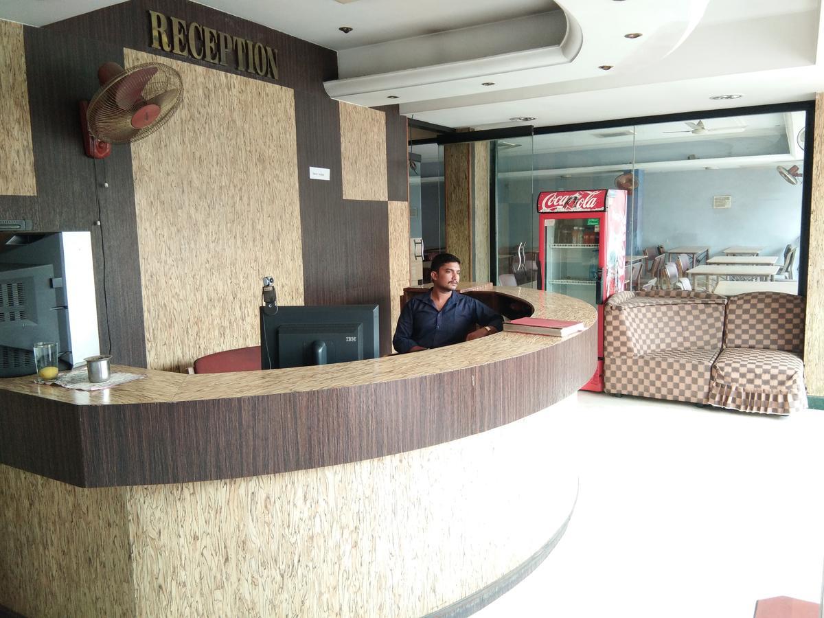 Hotel Kl Residency Mysore Exterior foto