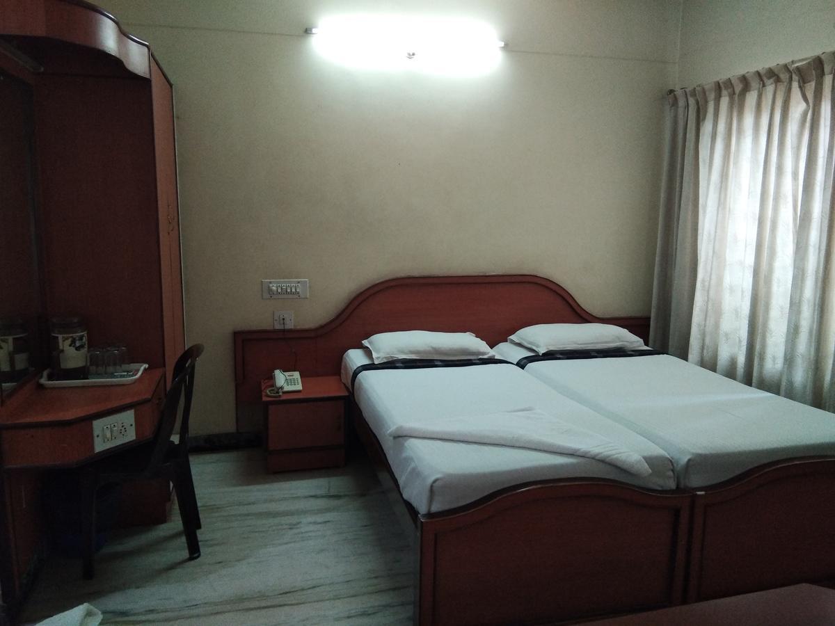Hotel Kl Residency Mysore Exterior foto